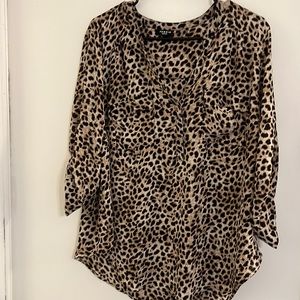 COPY - Torrid Harper Cheetah LS Womens Size 0 Never Worn 3/4 Sleeve Blouse